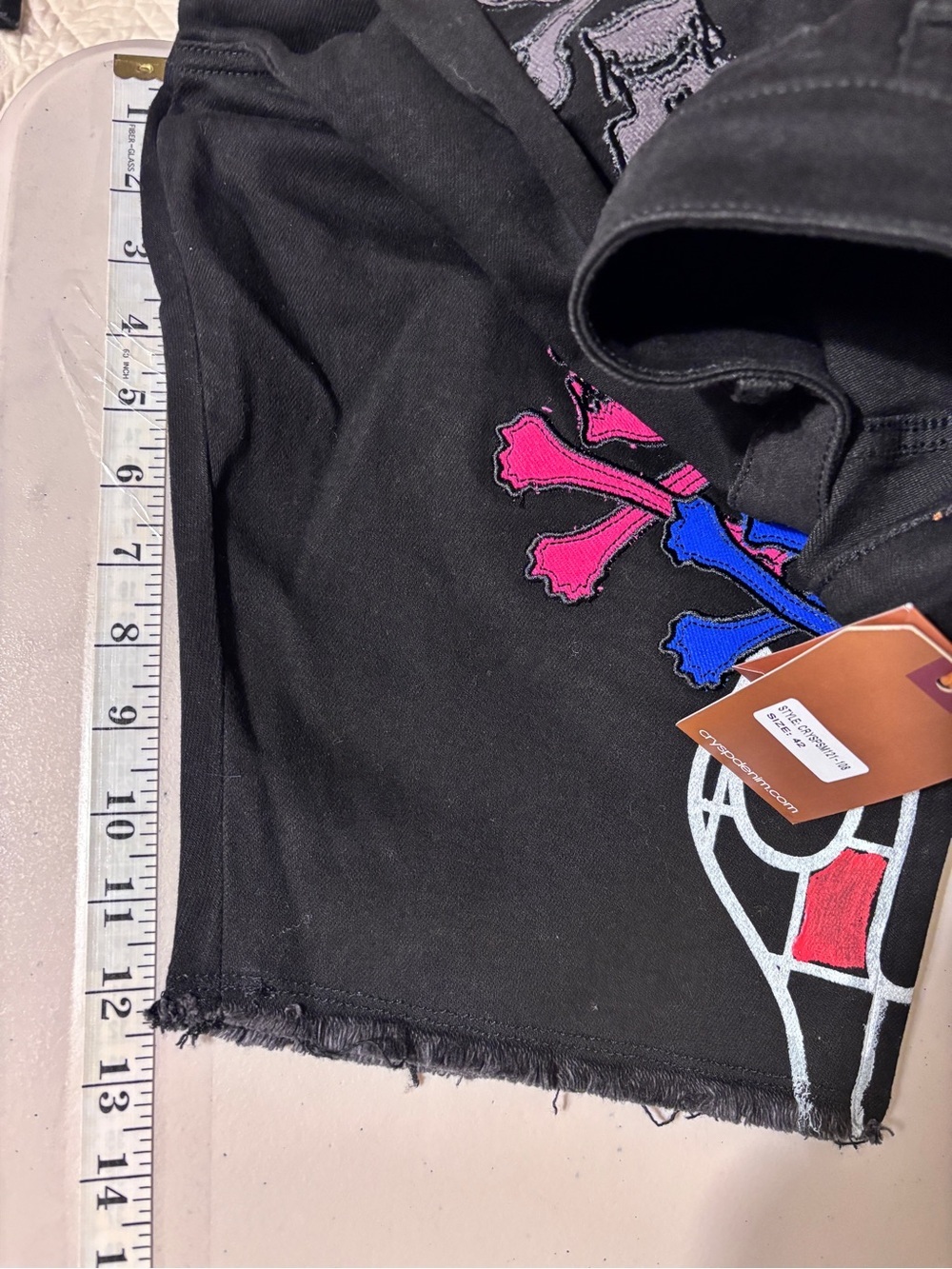 Crysp Denim Y2K Black Jorts Size 42 Ethmoid Skull Patch Jean Skinny Streetwear - Picture 8 of 11